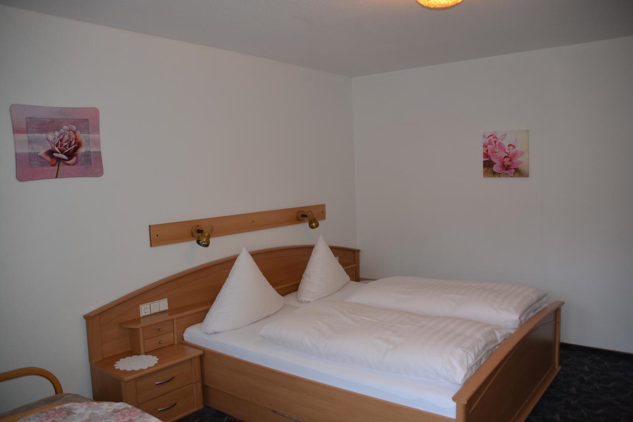 Decker'S Bio Hotel Zum Lamm ไบเออร์สบรอนน์ ภายนอก รูปภาพ